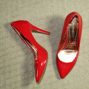 BCBGeneration Cielo Women's Sz 7.5B Red Patent Pointed Toe 4" Heels